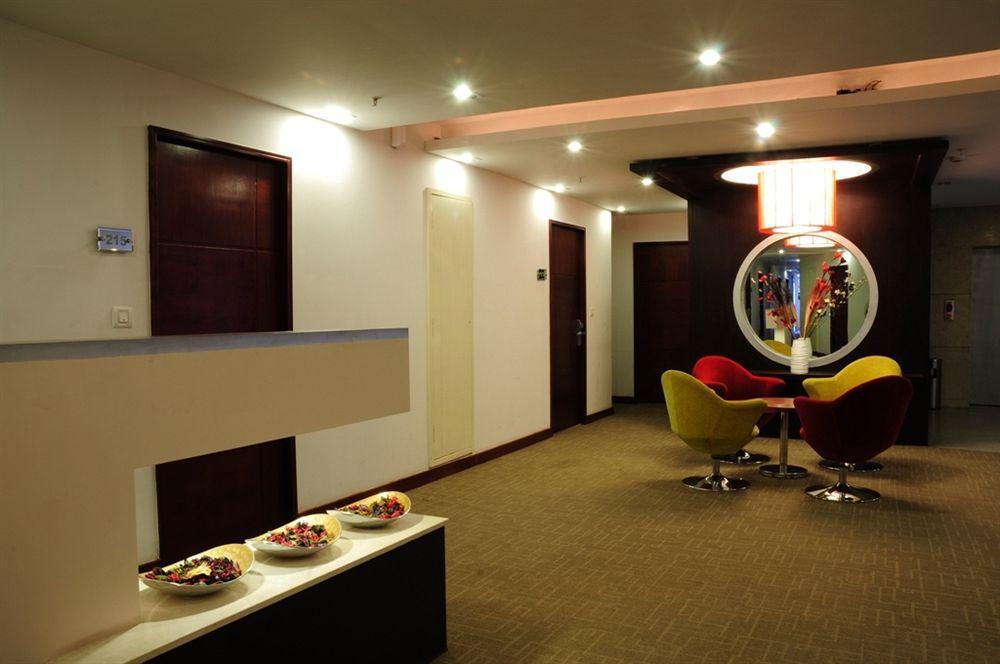 Lotus Park Hotel Bangalore Exterior foto